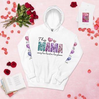 This Mama Wears Her Heart Personalized Hoodie – Custom Mama Hoodie with Kids’ Names on Sleeve – Mother’s Day Gift, Cool Mom Hoodie, Birthday Gift for Mom, Valentine’s Day Gift